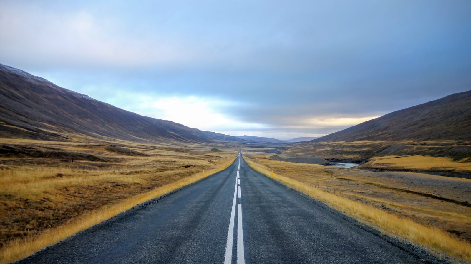 Landscape photo of an empty road in a vast open landscape