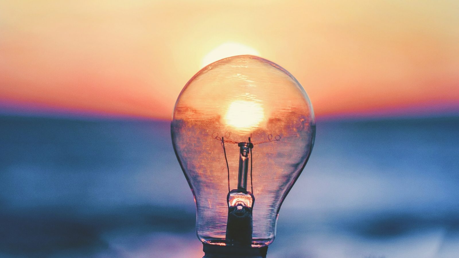 innovation light bulb